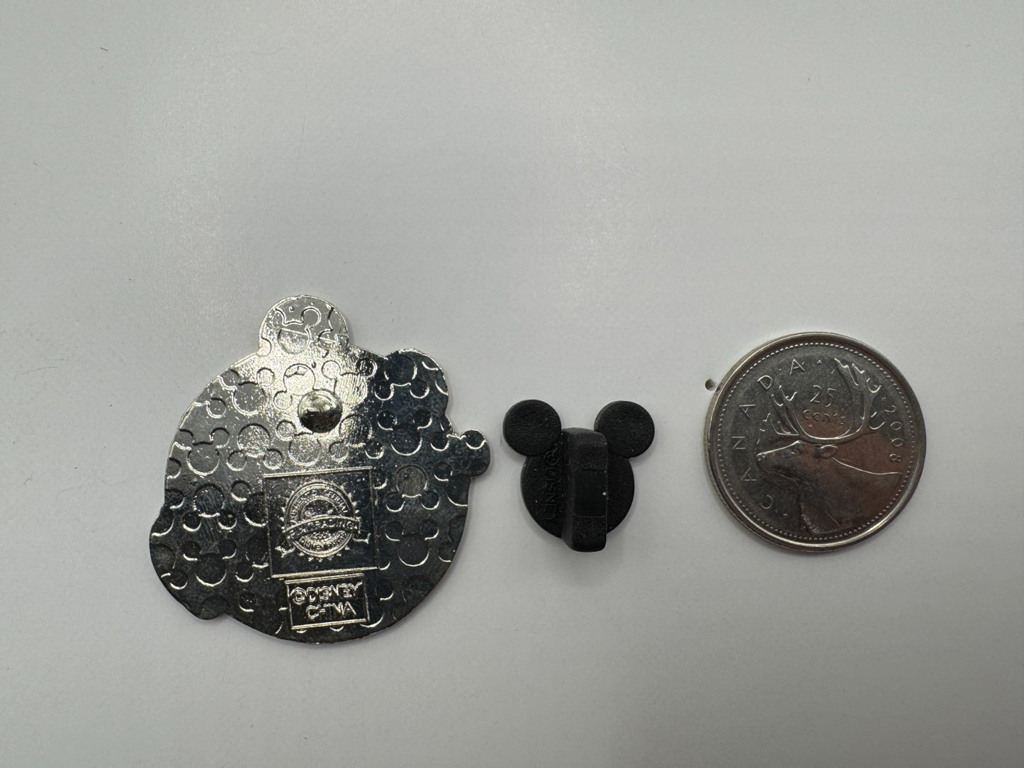 Disney Mickey Mouse and Friends Hip Lanyard Starter Trading Pin DC2S1