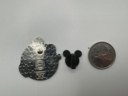 Disney Mickey Mouse and Friends Hip Lanyard Starter Trading Pin DC2S1