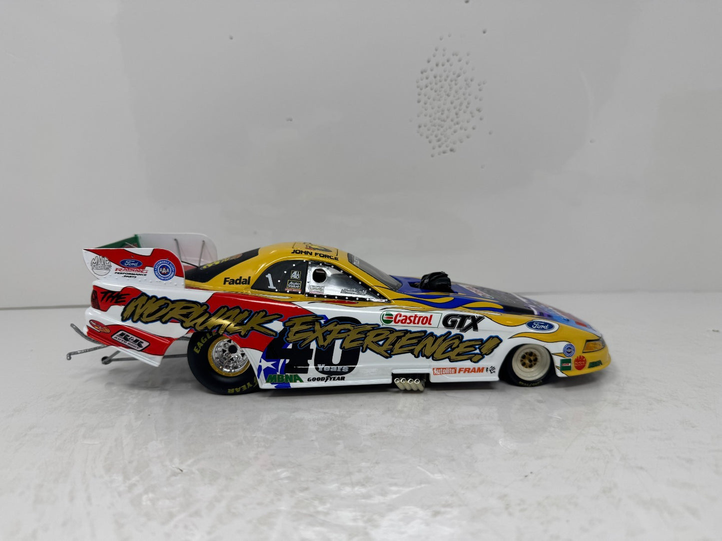 Action NHRA John Force 40th Anniv. Norwalk Raceway Park Castrol GTX 1:24 Diecast