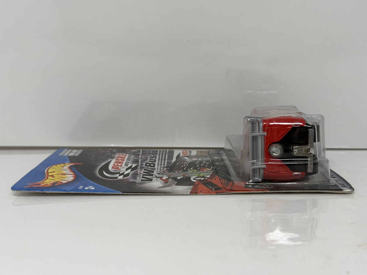 Hot Wheels Penske Auto Center Volkswagen Bus 1:64 Diecast Red