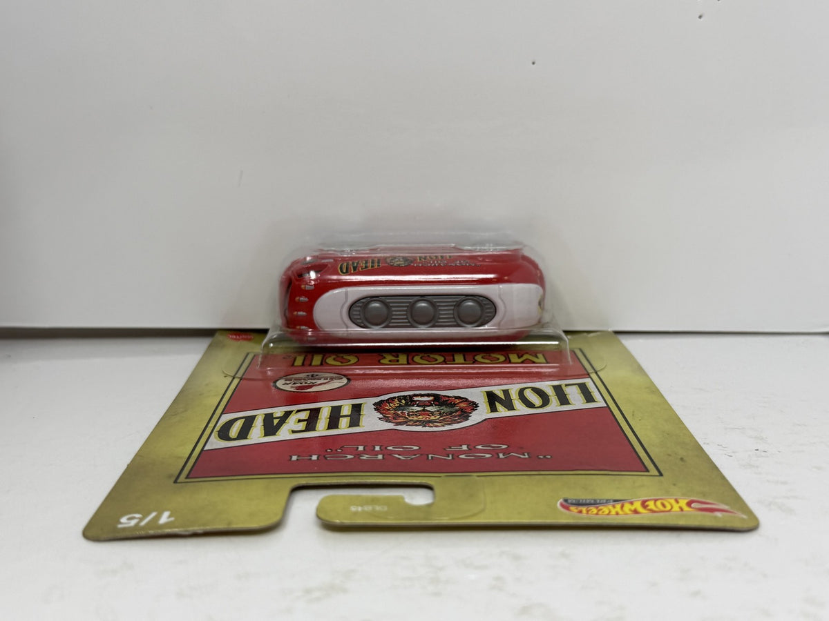 Hot Wheels Premium Lion Head Motor Oil 1937 Haulin' Gas 1:64 Diecast Real Riders
