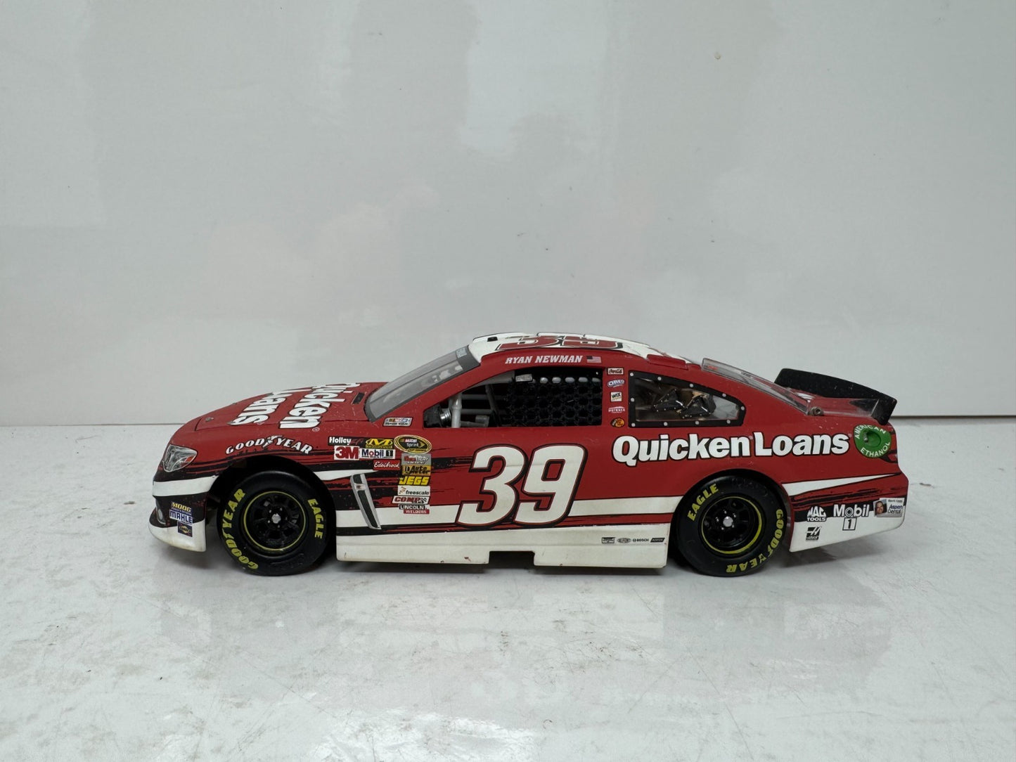Lionel Nascar #39 Ryan Newman Quicken Loans 2013 Chevy SS 1:24 Diecast 1 of 1100