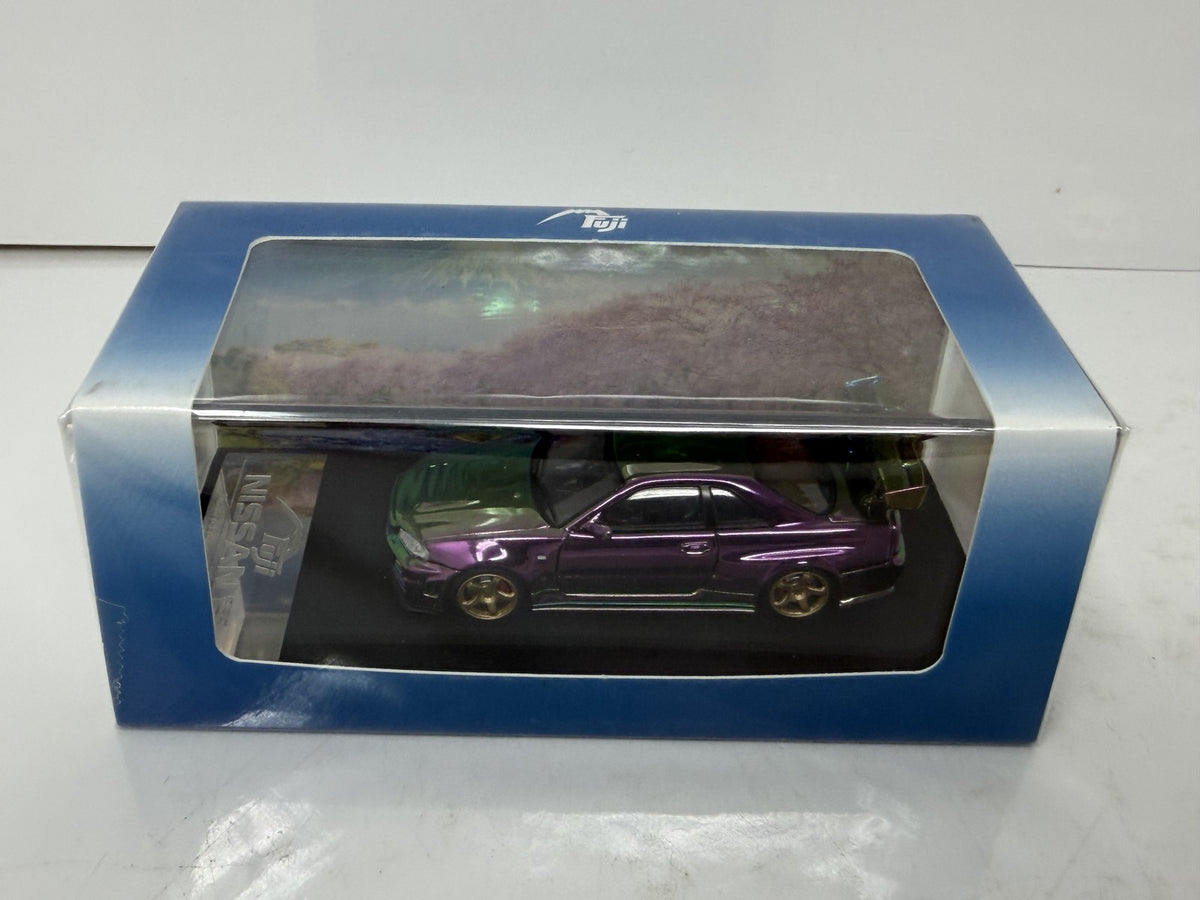 Fuji Nissan Skyline GT-R R34 Chameleon Purple 1:64 Diecast