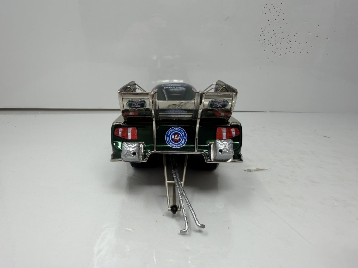 Action NHRA John Force Castrol 25th Anniversary 2010 Mustang 1:24 Diecast