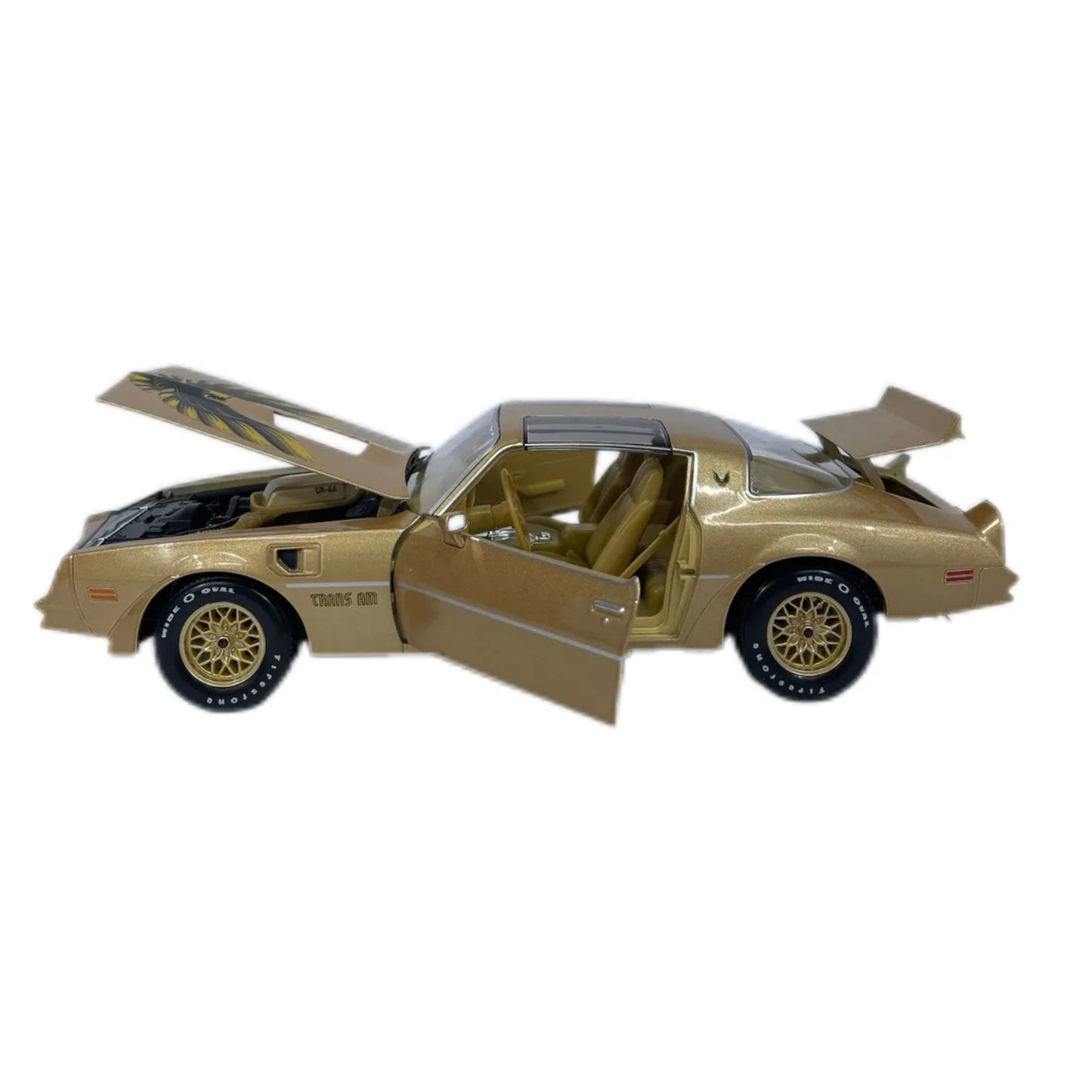 Maisto 1978 Pontiac Firebird Trans Am 1:18 Diecast Model Car Gold