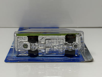 Hot Wheels Red Lines 1965 Pontiac Bonneville 1:64 Diecast Green V1