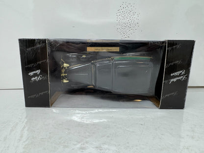 Liberty Classics Hudson's Bay 1936 Dodge Panel Van 1:25 Diecast Coin Bank