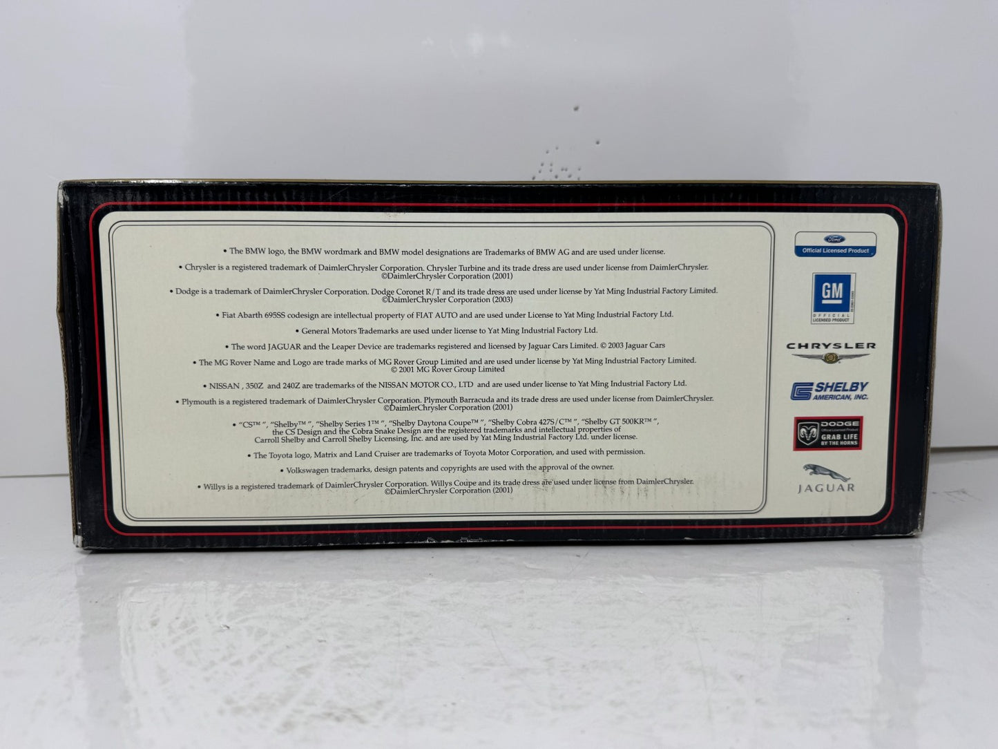 Yat Ming Road Signature 1970 Dodge Coronet R/T 1:18 Diecast Limited Edition