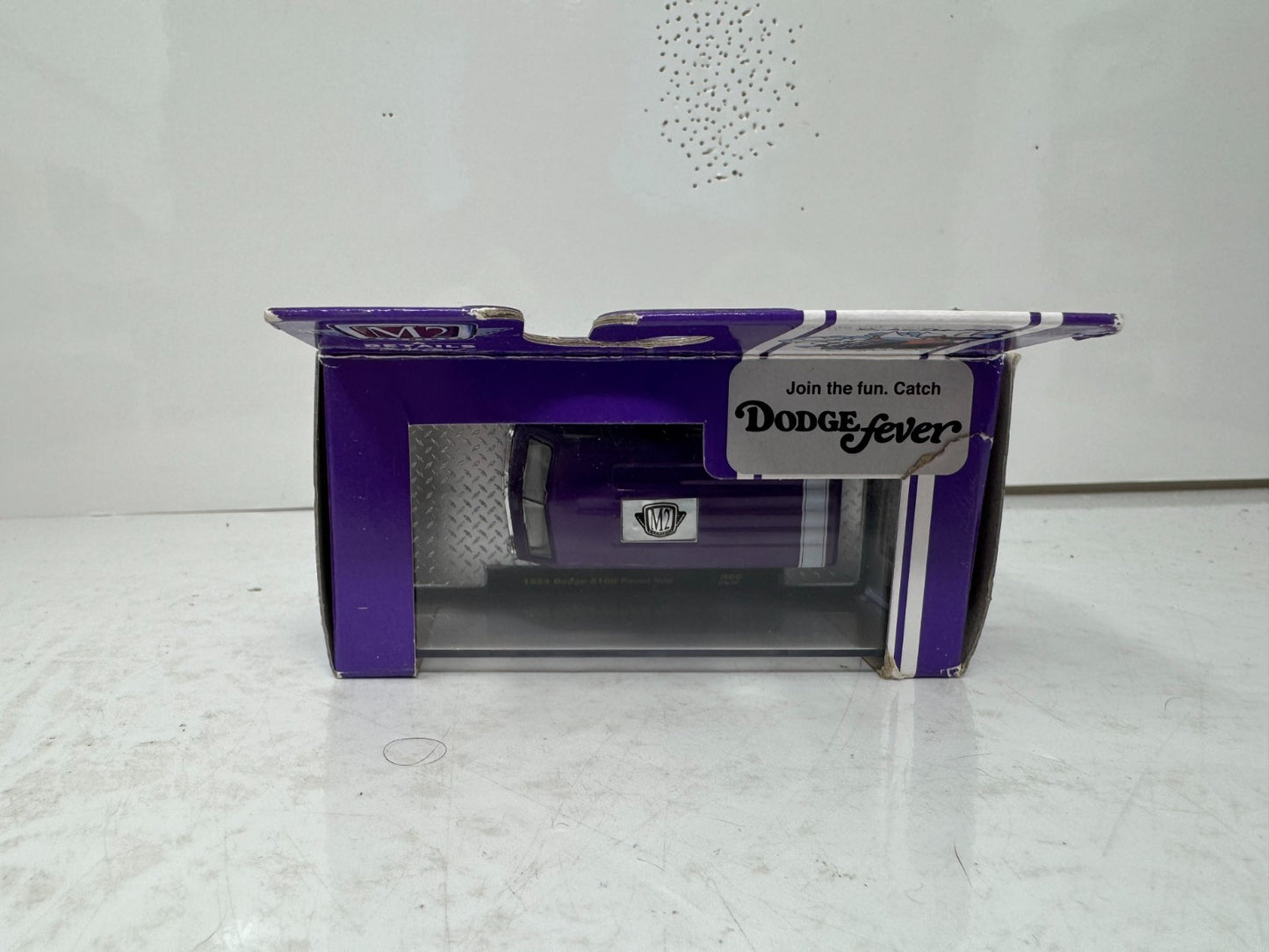 M2 Machines Dodge Fever 1964 Dodge A100 Panel Van 1:64 Diecast