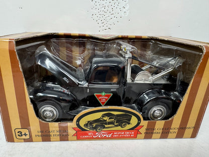 Golden Wheel Canadian Tire '40's Ford Motor Truck 1:24 Diecast