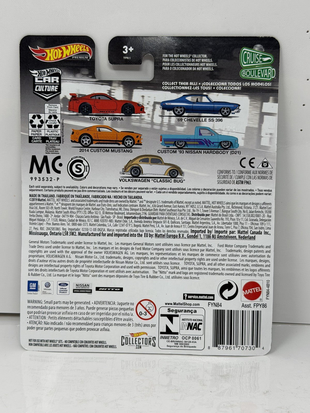 Hot Wheels Premium Cruise Boulevard Custom 1993 Nissan Hardbody D21 1:64 Diecast