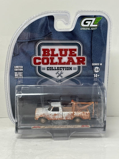 Greenlight Blue Collar Collection 1973 Ford F-100 Tow Truck 1:64 Diecast