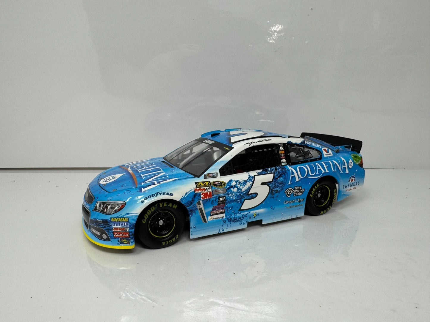 Lionel NASCAR #5 Kasey Kahne Aquafina 2015 SS 1:24 Diecast