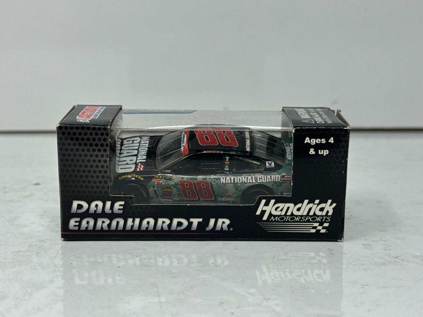 Dale Earnhardt Jr #88 National Guard Camo 2014 SS 1:64 Diecast Lionel Racing