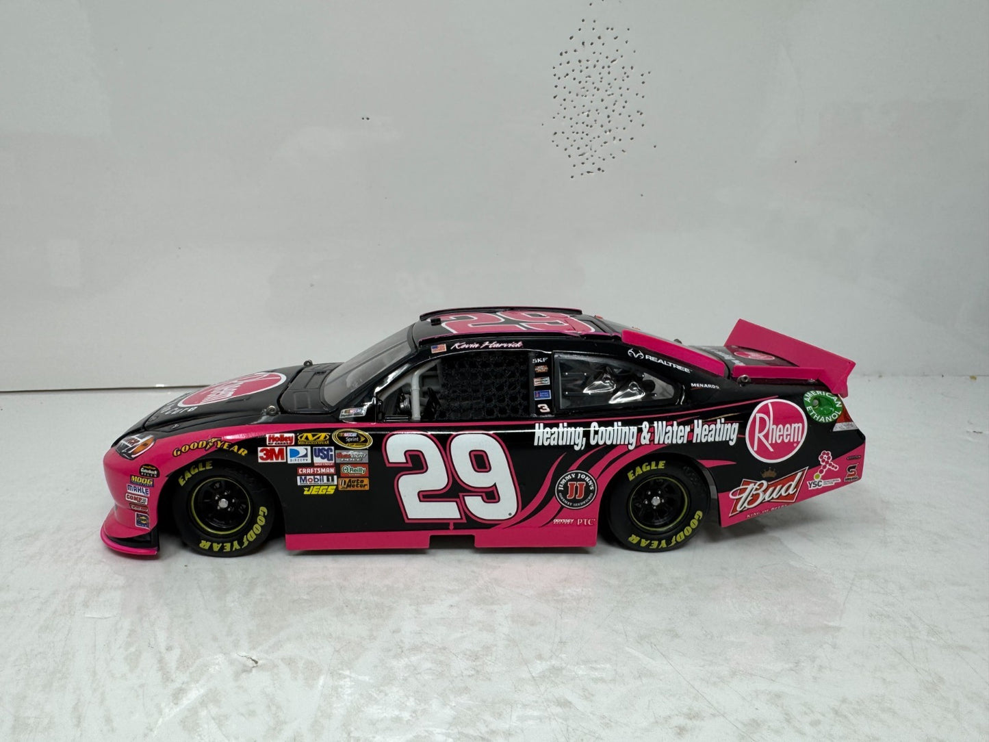 Lionel Nascar #29 Kevin Harvick Rheem Pink 2011 Chevy Impala 1:24 Diecast