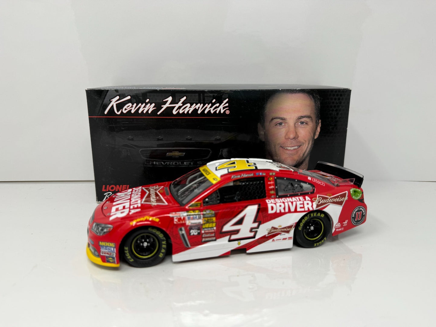 Lionel NASCAR Kevin Harvick #4 Budweiser Designate A Driver 2014 SS 1:24 Diecast
