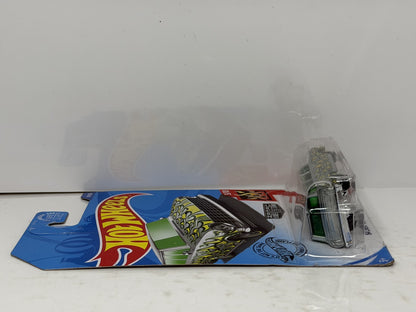 Hot Wheels ZAMAC HW Flames 1964 Chevy Nova Wagon 1:64 Diecast
