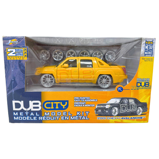 Jada Dub City 2001 Chevy Avalanche Yellow Metal Model Kit 1:24 Diecast