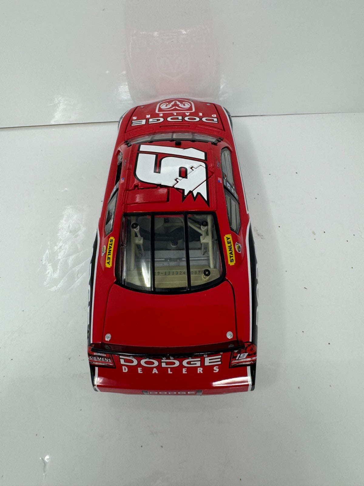 Action NASCAR Jeremy Mayfield #19 Dodge Dealers 2006 Dodge Charger 1:24 Diecast