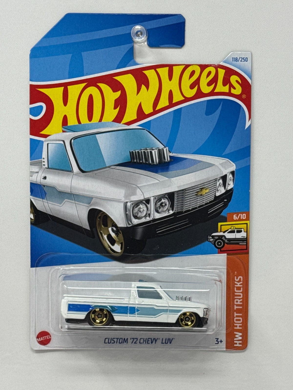 Hot Wheels HW Hot Trucks 1972 Chevy LUV 1:64 Diecast