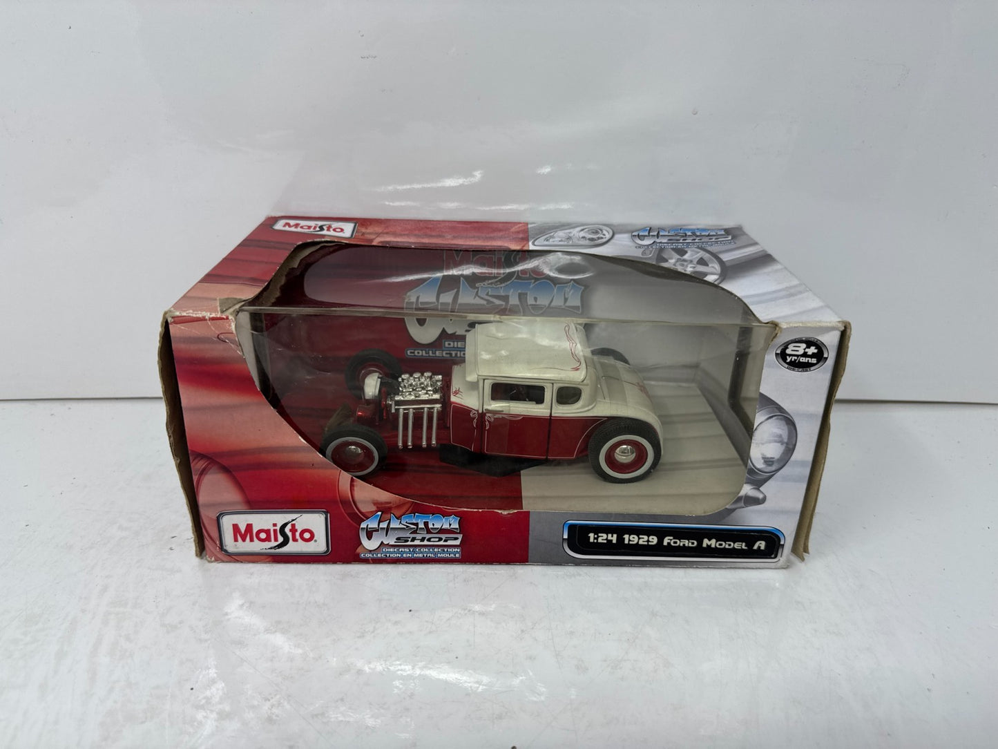 Maisto Custom Shop 1929 Ford Model A 1:24 Diecast