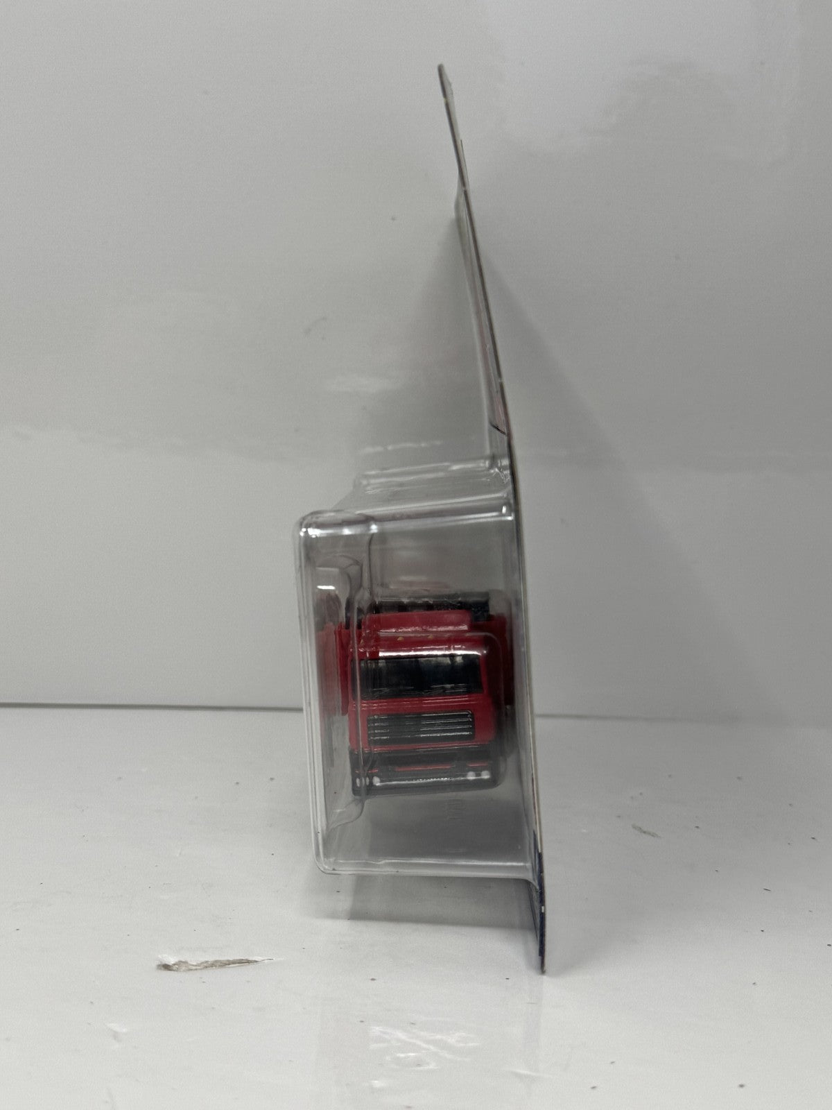 Hot Wheels Premium Team Transport #84 Toyota AE86 Sprinter Trueno 1:64 Diecast