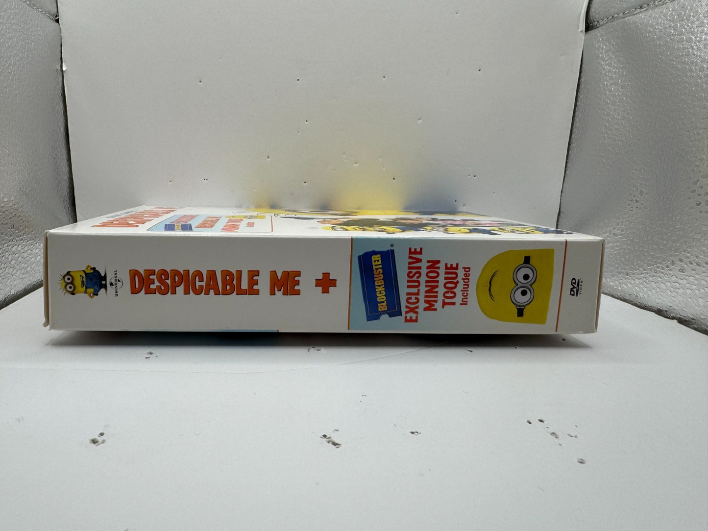 Despicable Me w/ Minion Toque (DVD) Kids Animated Comedy