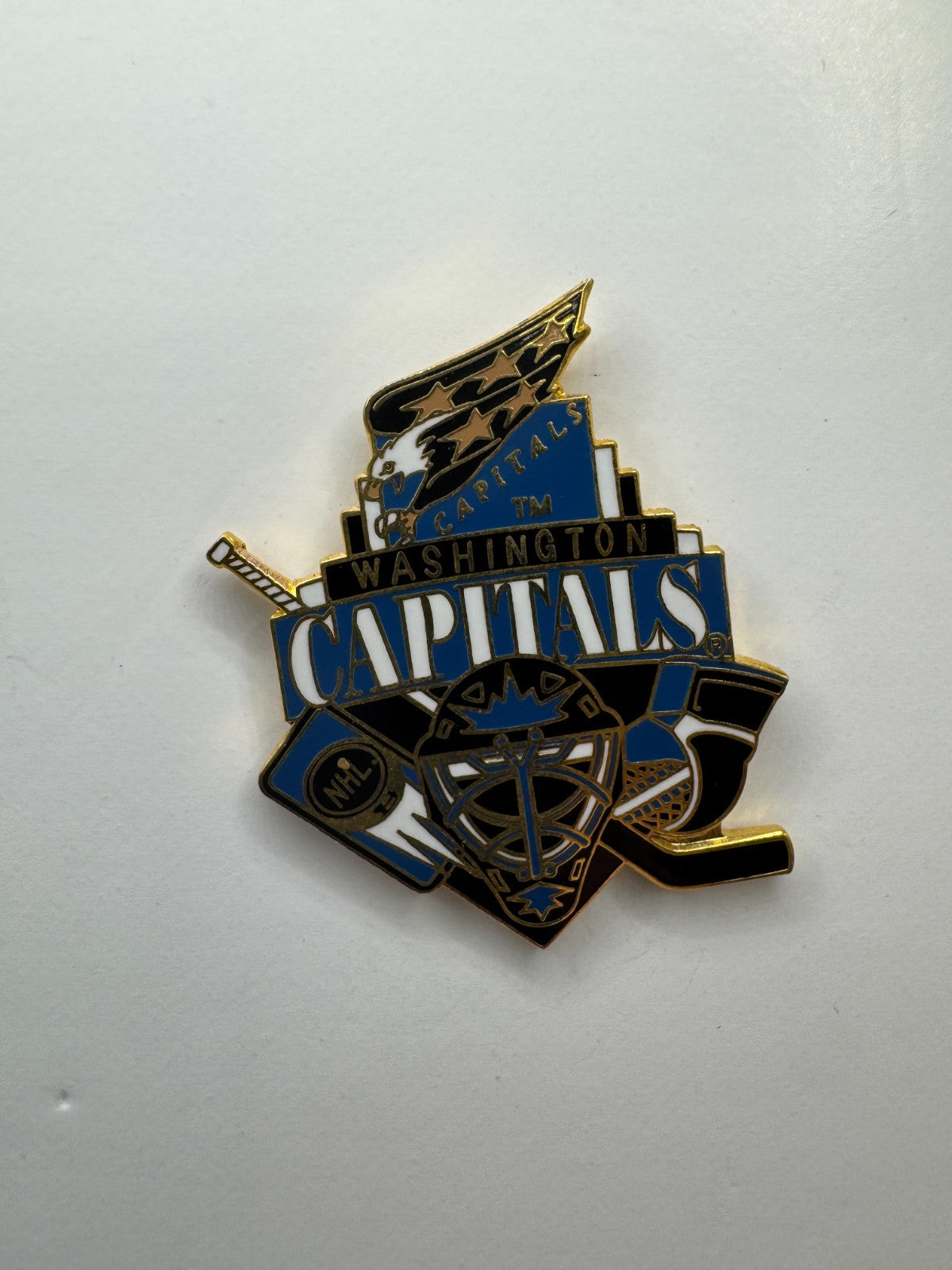 Washington Capitals NHL Hockey Team Lapel Pin