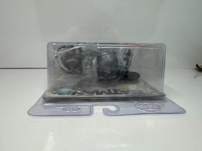 DC Direct Batman Fighting the Frozen Mr. Freeze Action Figure