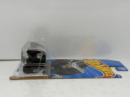 Hot Wheels ZAMAC Dirt 2017 Ford F-150 Raptor 1:64 Diecast