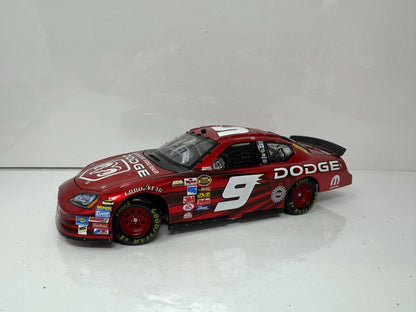 Action NASCAR Kasey Kahne #9 Exclusive Liquid Dodge Charger 1:24 Diecast Auto
