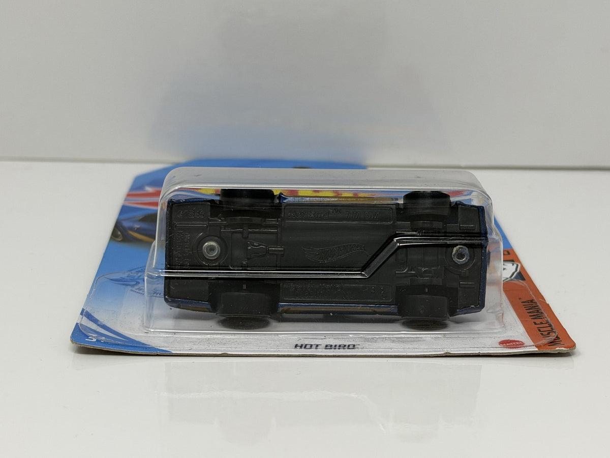 Hot Wheels Muscle Mania Hot Bird 1:64 Diecast Blue