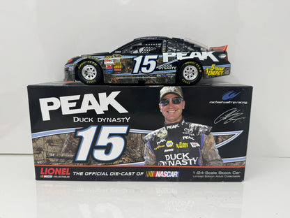 Action NASCAR Clint Bowyer #15 Peak Duck Dynasty 2013 Toyota Camry 1:24 Diecast