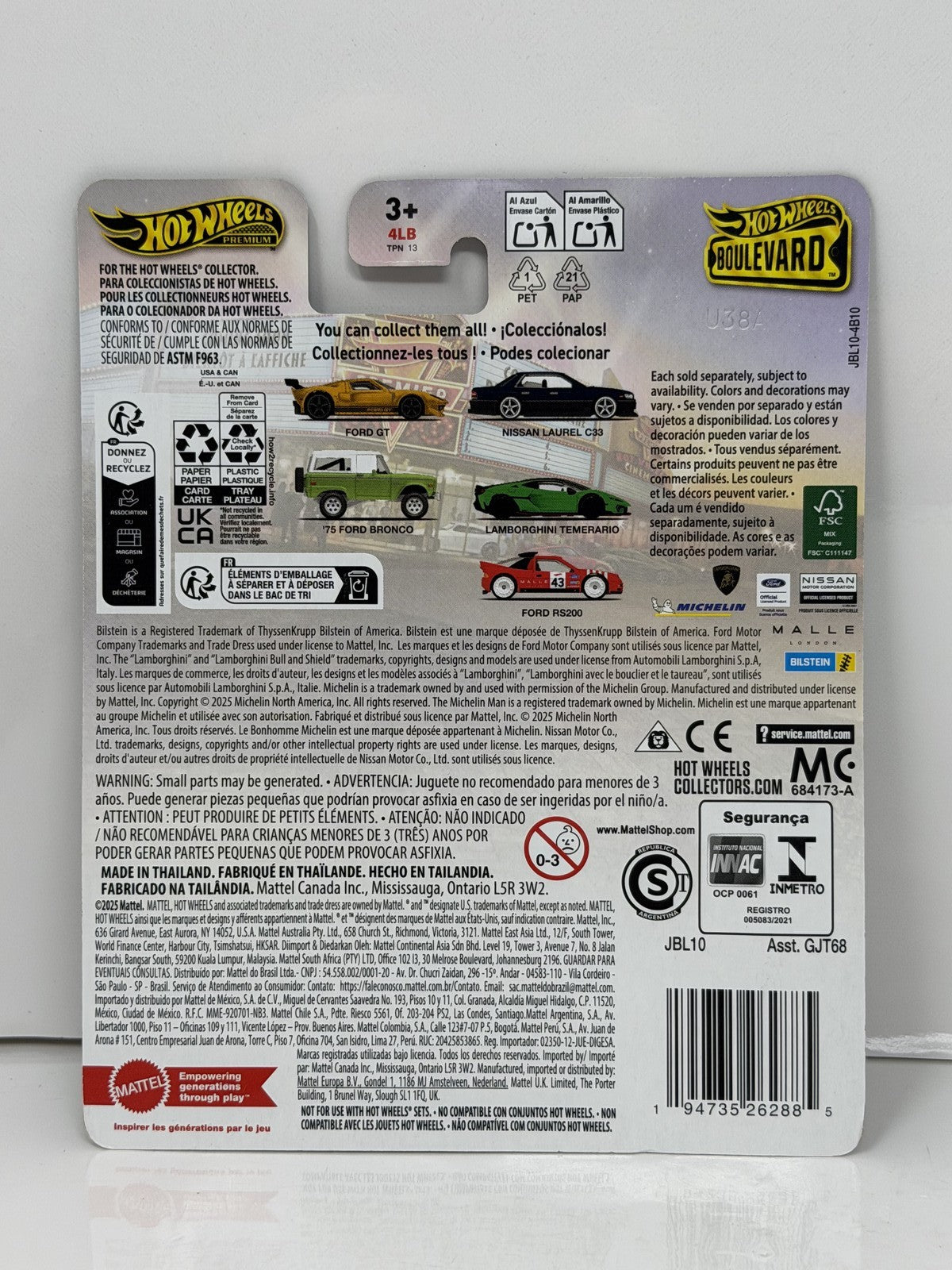 Hot Wheels Premium Boulevard #137 Nissan Laurel C33 1:64 Diecast