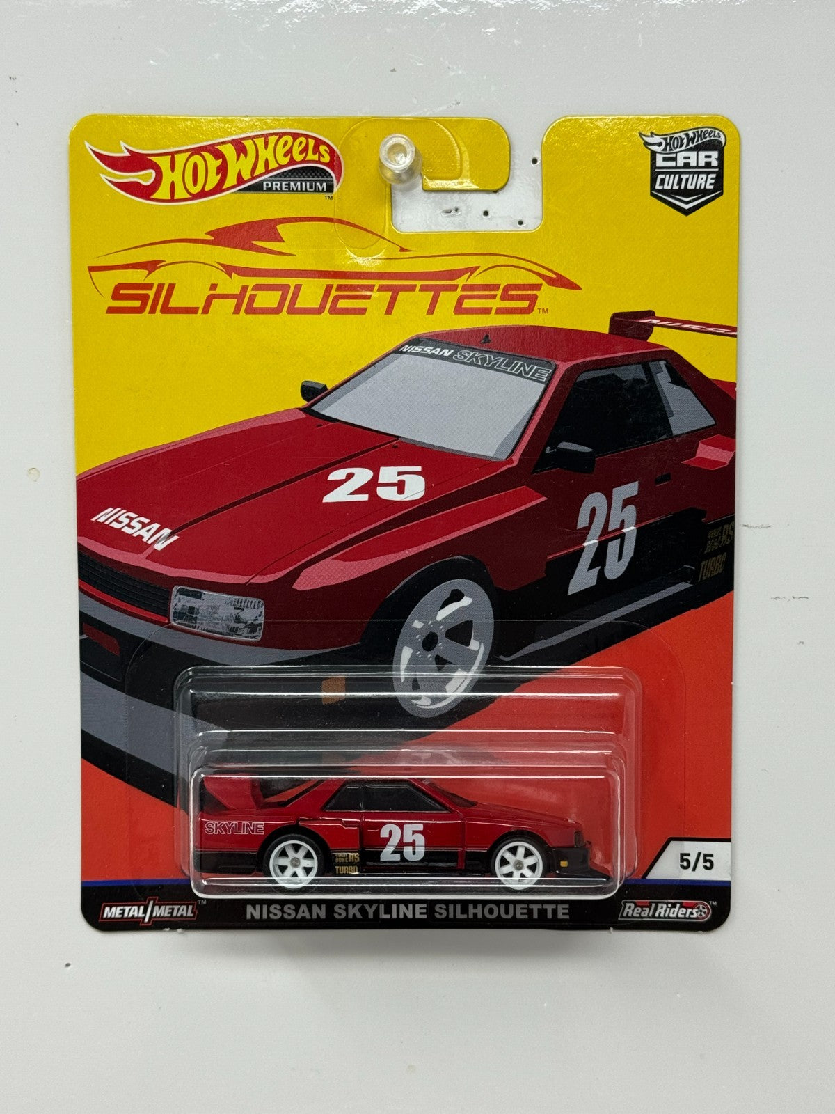 Hot Wheels Premium Silhouettes 1982 Nissan Skyline Silhouette 1:64 Diecast
