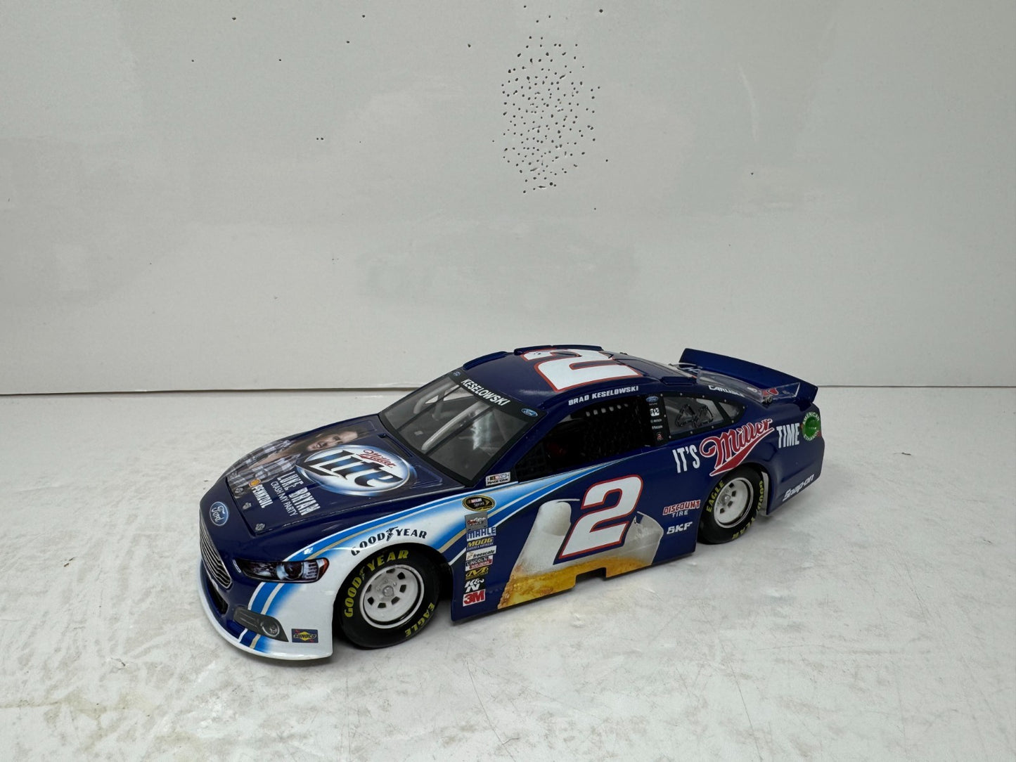 Lionel NASCAR #2 Brad Keselowski Miller Lite Luke Bryan Fusion 1:24 Diecast