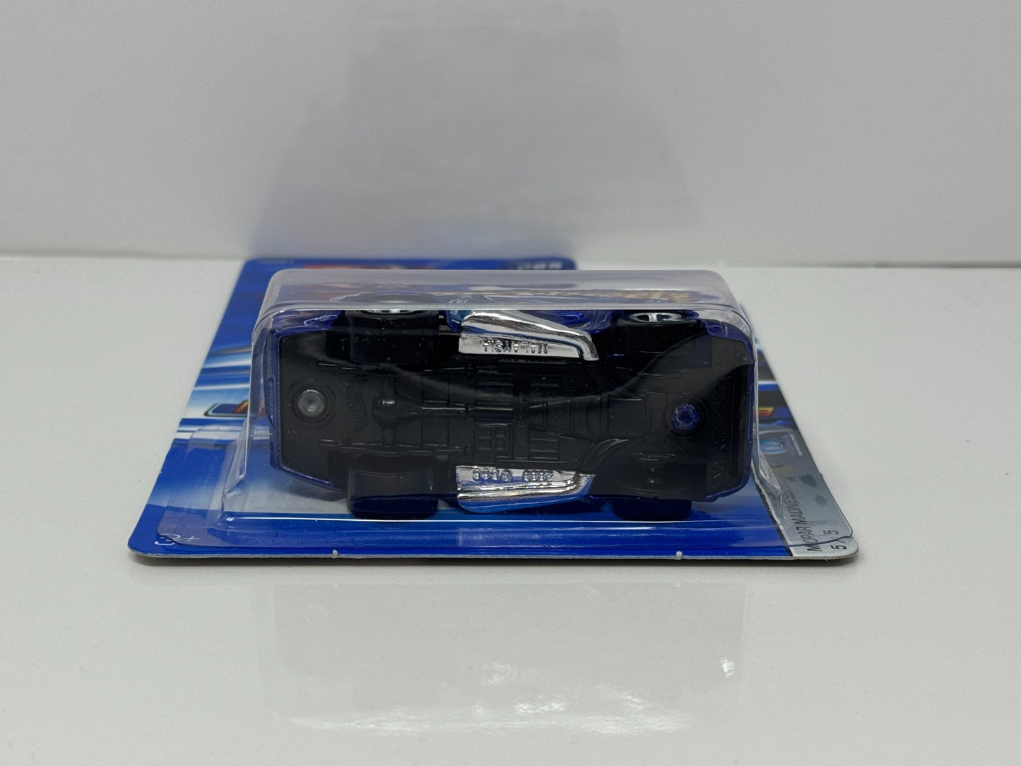 Hot Wheels Mopar Madness 1969 Dodge Charger Daytona 1:64 Diecast Blue