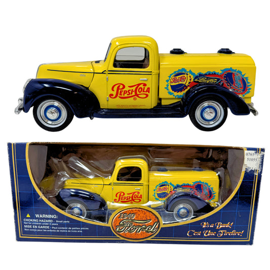 Golden Wheel Pepsi-Cola 1940 Ford Pickup Truck BANK 1:18 Diecast