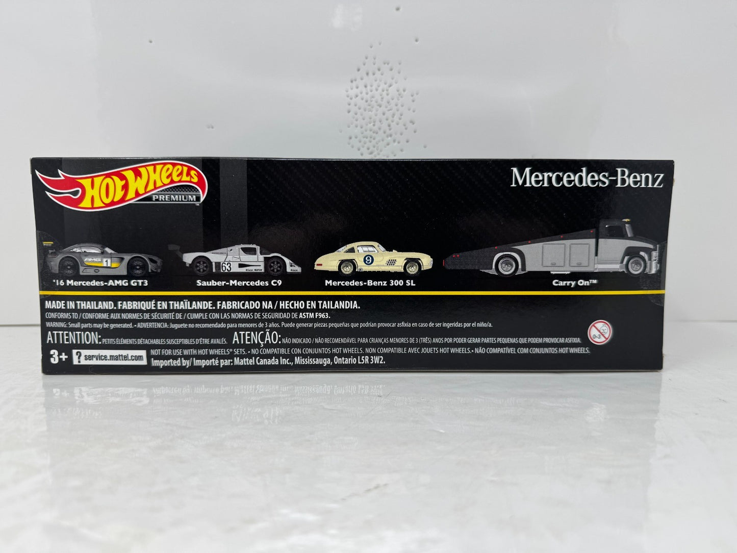 Hot Wheels Premium Mercedes-Benz 4-Pack Collector Diorama Set 1:64 Diecast