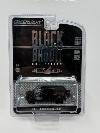 Greenlight Black Bandit Collection 2021 Ford Bronco Wildtrak 1:64 Diecast