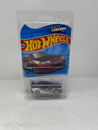 Hot Wheels Legends Tour Nissan Skyline GT-R R32 1:64 Diecast JDM
