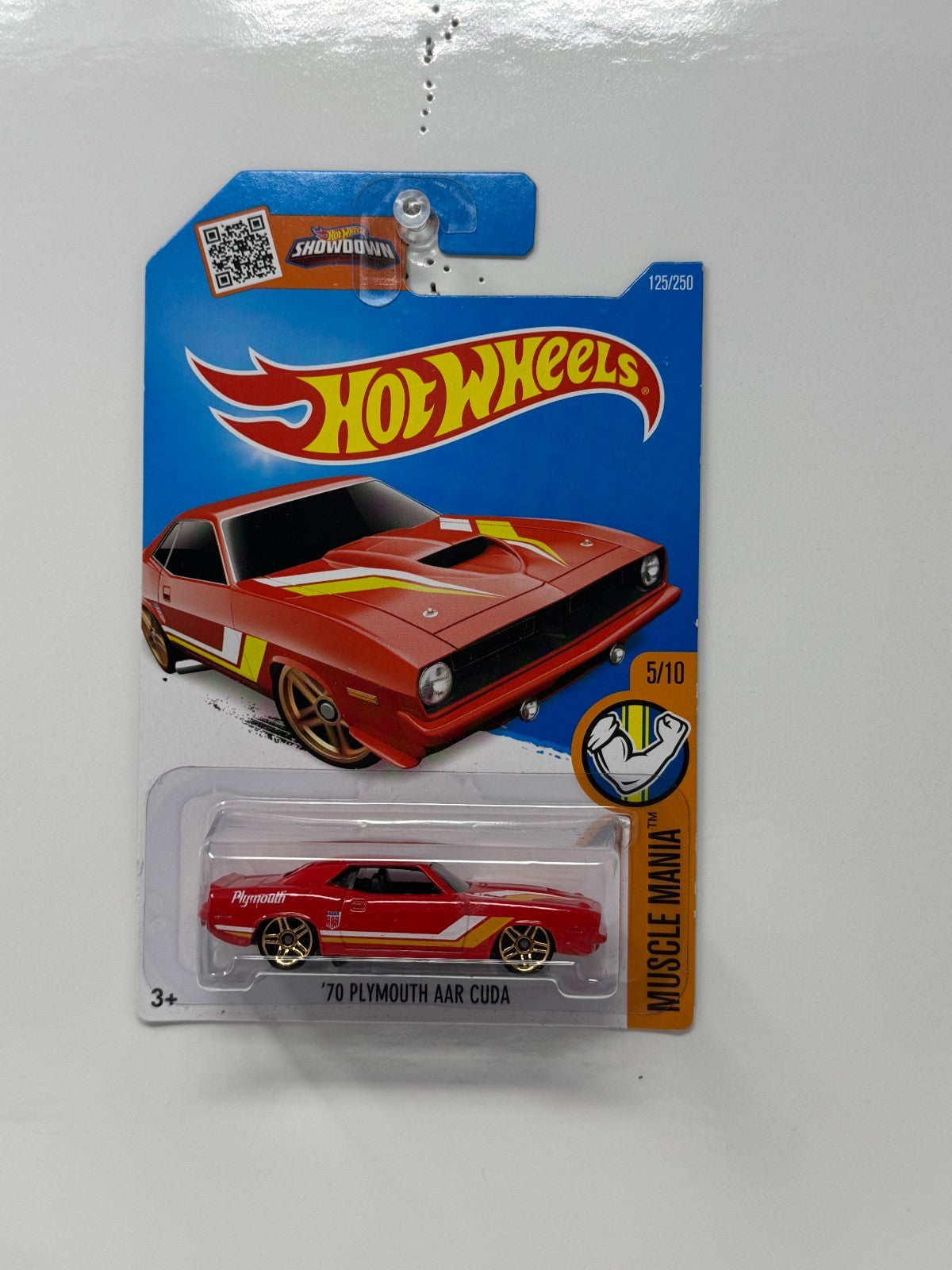 Hot Wheels Muscle Mania 1970 Plymouth AAR Cuda 1:64 Diecast Red