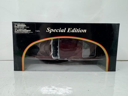 Maisto 1969 Ford Torino Talladega Special Edition 1:18 Diecast