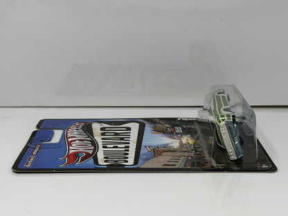 Hot Wheels Boulevard 1965 Chevrolet Impala 1:64 Diecast Real Riders Green White