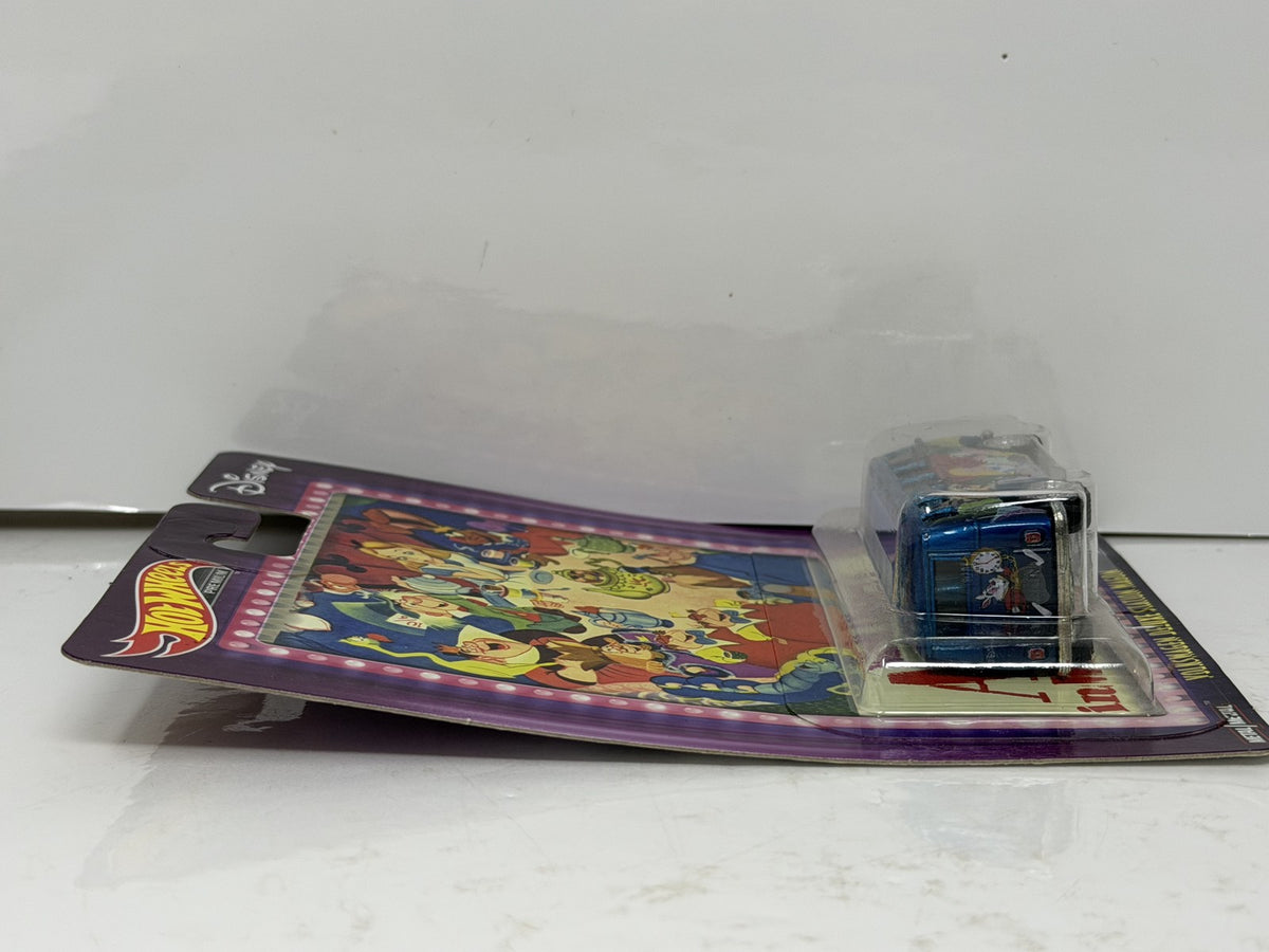 Hot Wheels Premium Disney Alice Wonderland Volkswagen Station Wagon 1:64 Diecast