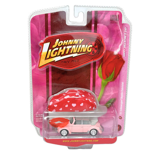 Johnny Lightning Valentine's Day 1975 Volkswagen Beetle Cabriolet 1:64 Diecast