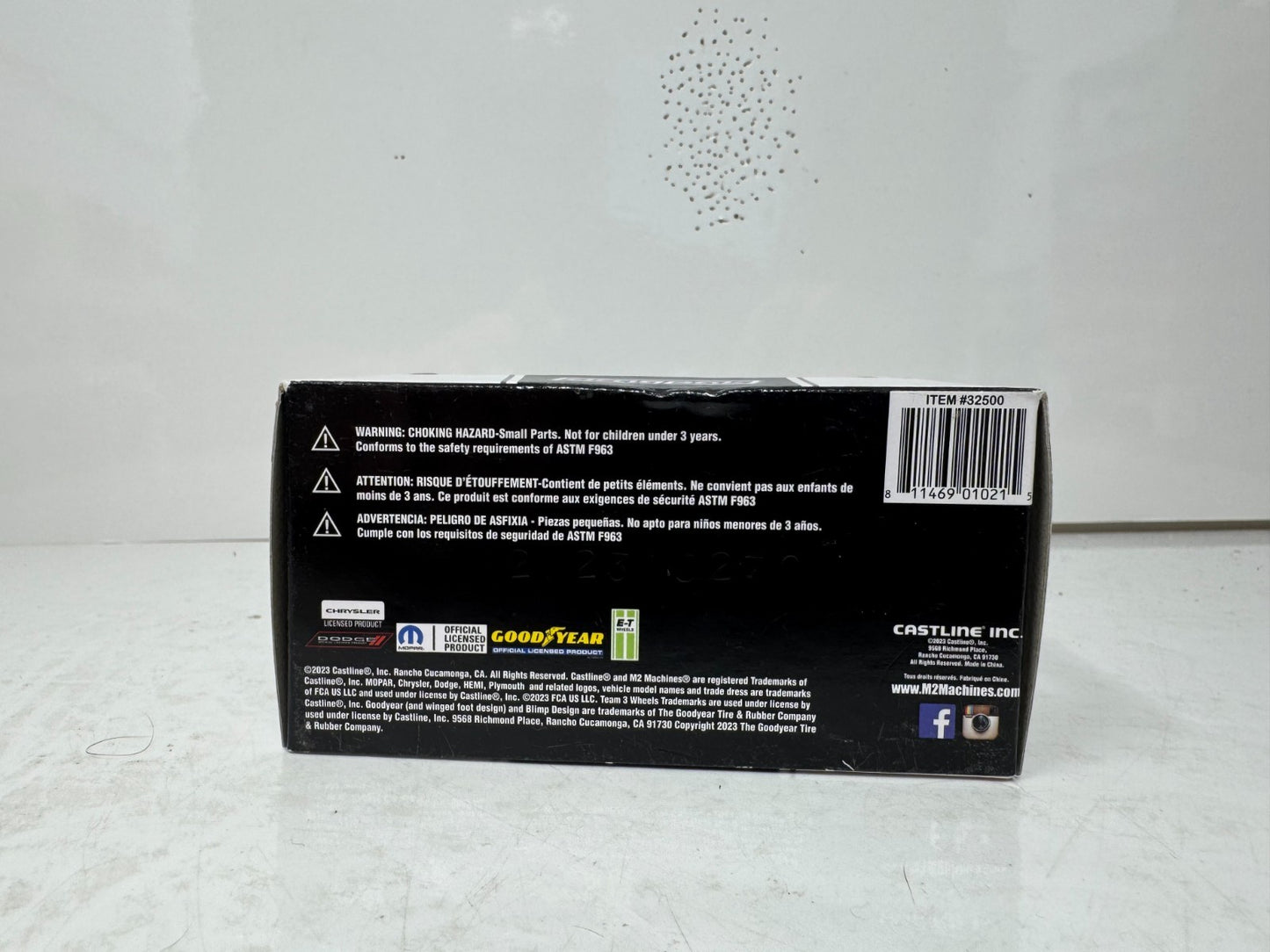 M2 Machines Mopar Direct Connection 1971 Dodge Challenger Funny Car 1:64 Diecast