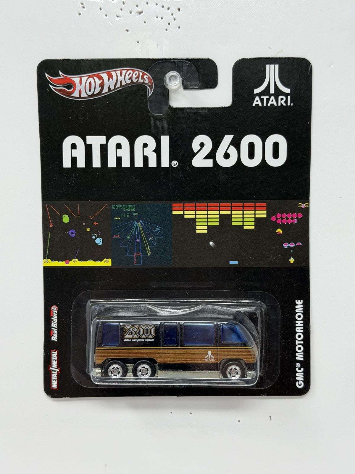 Hot Wheels Atari 2600 GMC Motorhome 1:64 Diecast Real Riders
