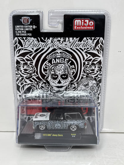 M2 Machines Dia de los Muertos 1973 GMC Jimmy Sierra Los Angeles MiJo 1:64 Diecast