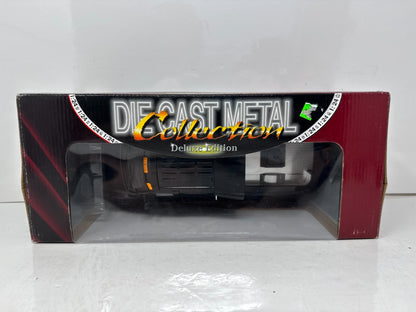 Yat Ming Road Signature 2001 Ford F-650 1:18 Diecast